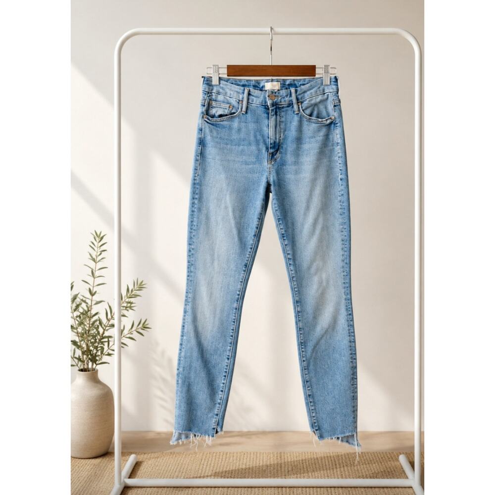 Mother Loght Blue Denim Jeans The Looker Two Step Ankle Fray Size 28
